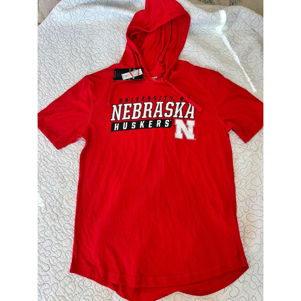 University of Nebraska Huskers Red Short Sleeve Hoodie Men's Size Medium